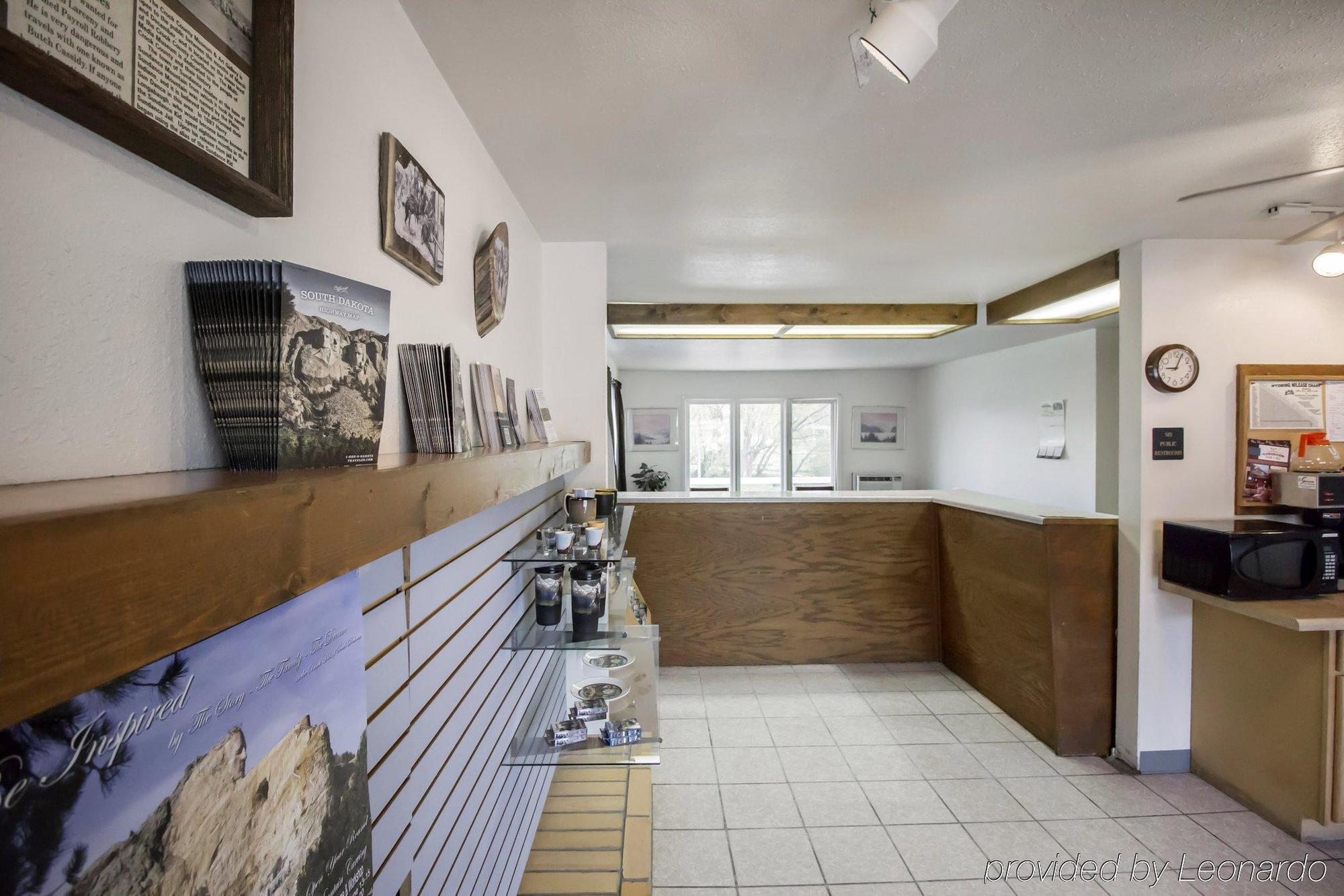 Deer Lodge Motel Sundance Extérieur photo