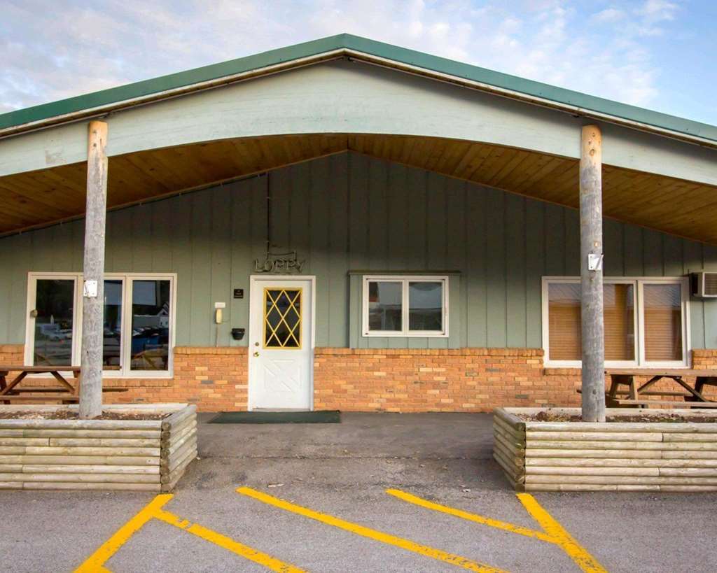 Deer Lodge Motel Sundance Extérieur photo