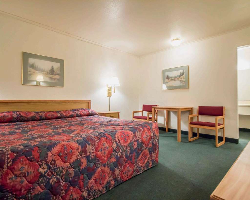 Deer Lodge Motel Sundance Chambre photo